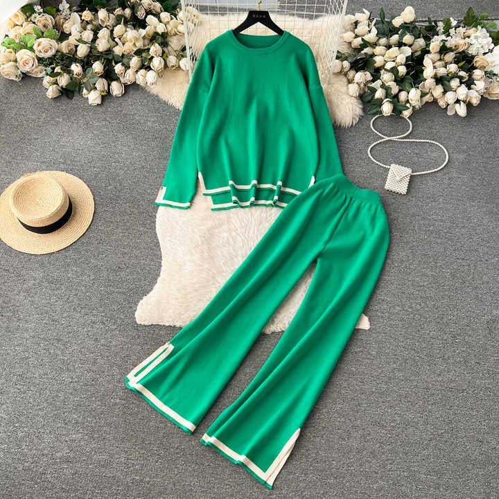 WOMEN WINTER PREMIUM TRACK SUITS